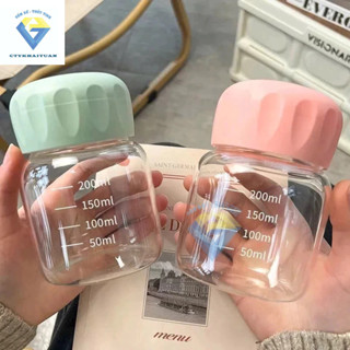 Chai thủy tinh 300ml chia vạch nắp nhựa màu ngẫu nhiên / bình nước thủy tinh 300ml đựng sữa hạt, nước detox