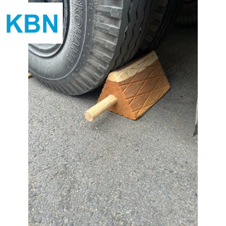 chặn bánh xe, chèn xe, căn xe bằng gỗ cao 14-16.5cm dùng cho đủ loại xe