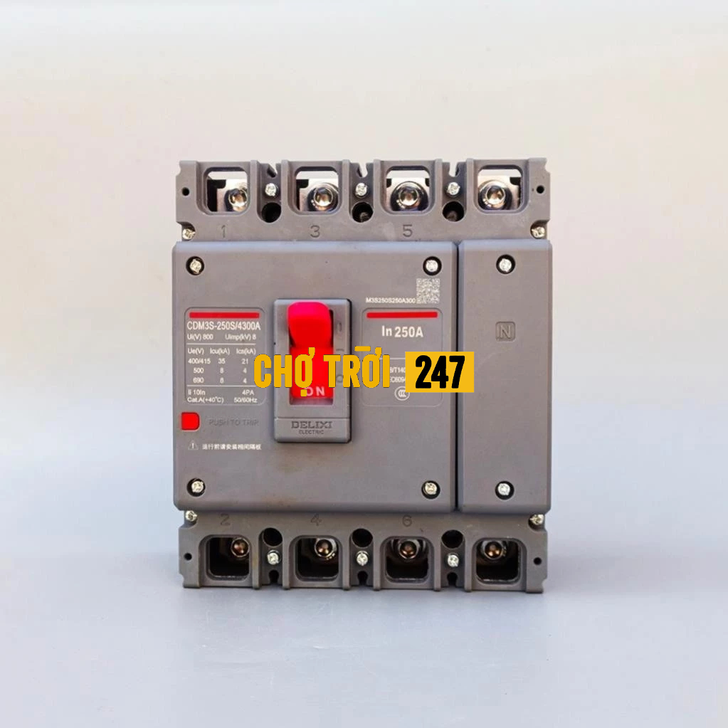 Aptomat khối, át khối 4 pha chống giật chống quá tải hàng delixi chính hãng bảo hành 1 năm.