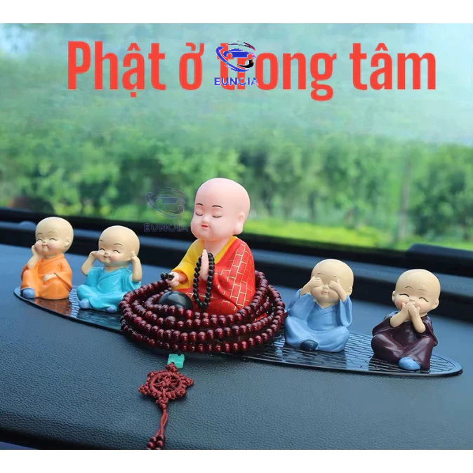 Set 5 chú tiểu hòa thượng, tượng phật gật gù trang trí taplo xe hơi