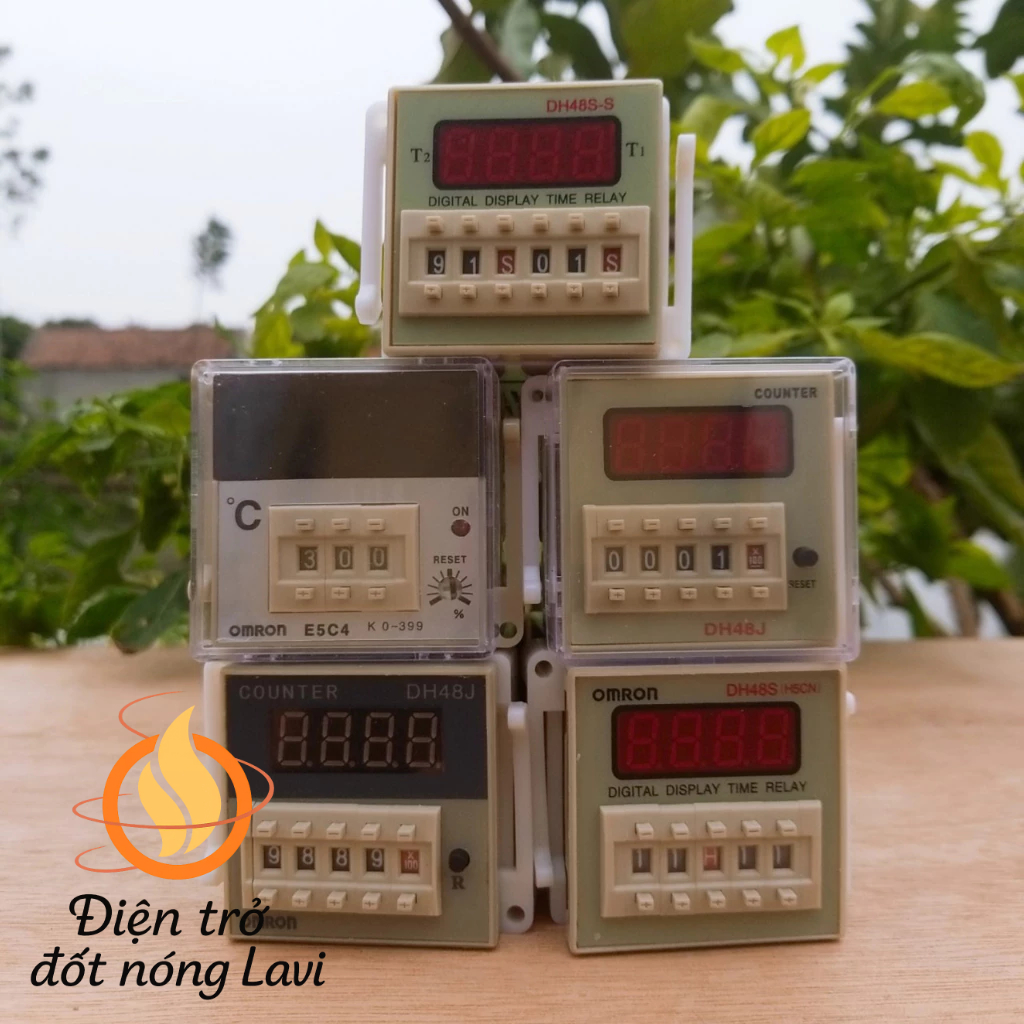 Bộ đếm 4 số tự động DH48J-08, DH48J-11, digital counter 11 chân tròn điện áp 220VAC kèm chân đế PF08