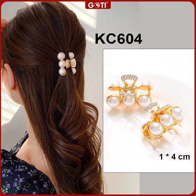 GOTI – Kẹp Càng Cua Nhỏ Hình 6 Hạt Trắng Xinh Xắn Quà Tặng Cho Nữ 20/10 8/3 - Phụ Kiện Tóc Nữ Thanh Lịch KC604