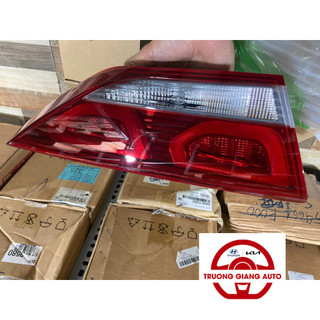 Đèn hậu miếng trong Elantra 2016-2019