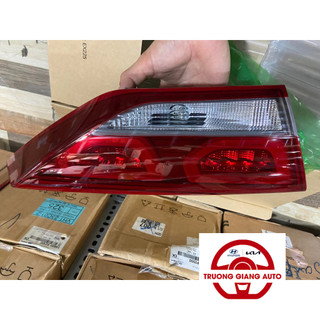 Đèn hậu miếng trong Elantra 2016-2019
