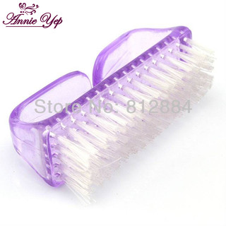 Bàn chải chà móng nail