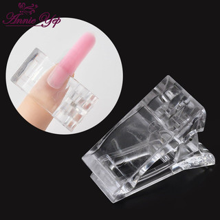 Kẹp giữ móng úp gel gôm