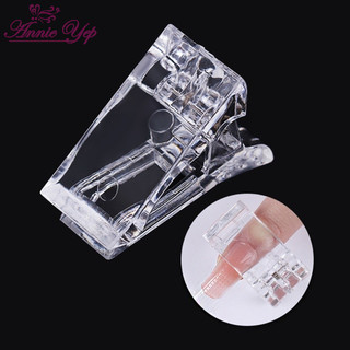 Kẹp giữ móng úp gel gôm