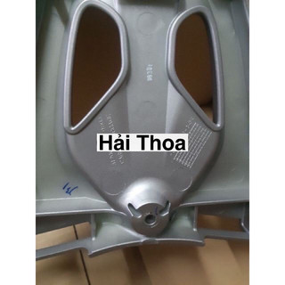 Tay dắt cảng sau SH ý Honda (81200KTF980ZA)