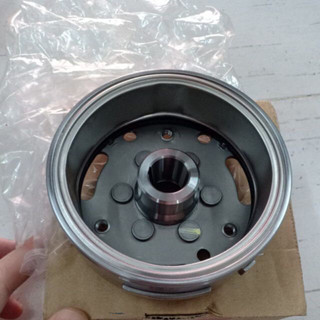 Bánh đà vô lăng điện Click 110 Honda (31110KVB951)