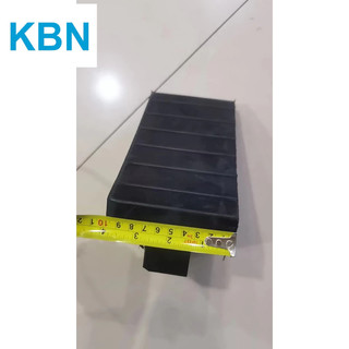 chặn bánh xe cao su (dài 20cm x rộng 10cm x cao 15cm)