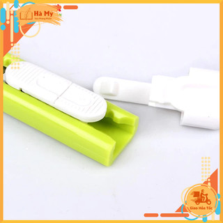 Combo 5 Cây Dao Rọc Giấy Nhỏ Deli E2054 Nhiều Màu Sắc