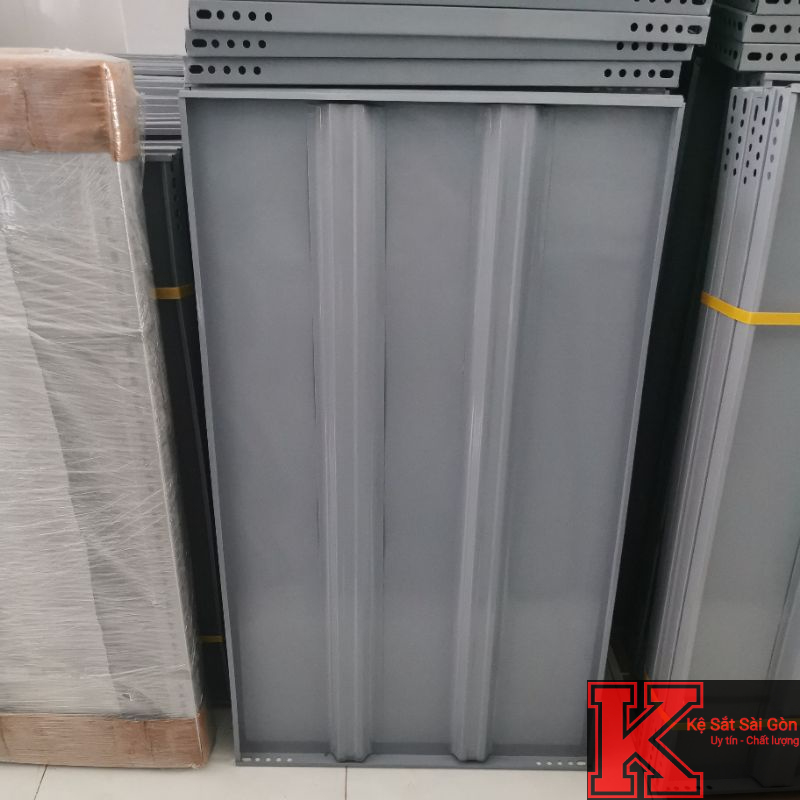 Mâm lắp kệ sắt v lỗ đan năng 2 sóng đỡ mâm (1m x 60cm)