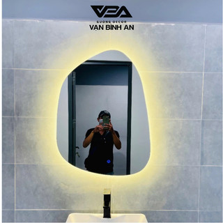 Gương Bỉ AGC Nhập Khẩu Gương viên đá nhà tắm trang điểm cảm ứng đèn led cao cấp Vạn Bình An