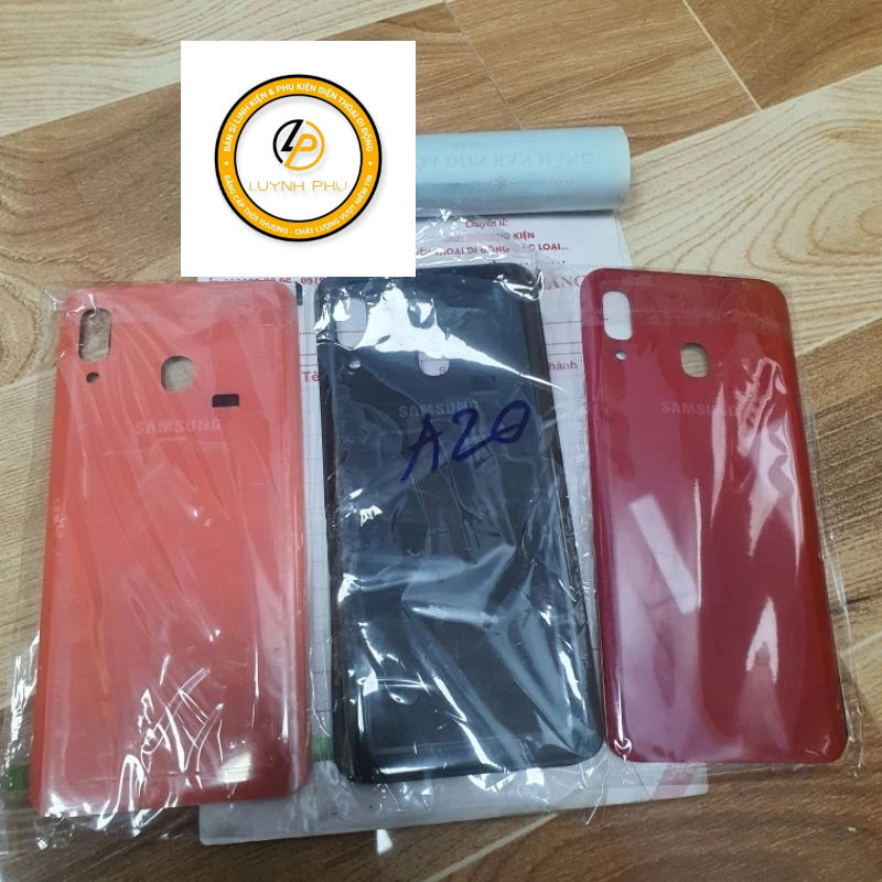 Nắp lưng samsung A20 bao test đỗi trã