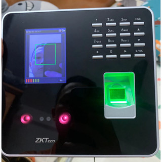 máy chấm công (đã qua sd)