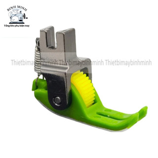 Chân vịt NHỰA XANH TRƠN,bánh xe CÓ RĂNG,CHIỀU RỘNG RÃNH CHÂN VỊT 2MM MẪU MỚI chống nhăn cho máy may 1 kim công nghiệp
