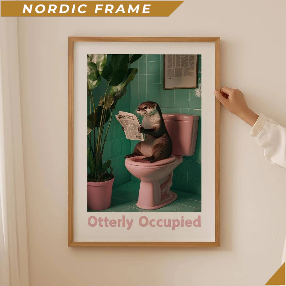 Tranh treo tường, Otter Lover Poster– Trendy Otter on Toilet Wall Art, Funky Aesthetic Bathroom deco