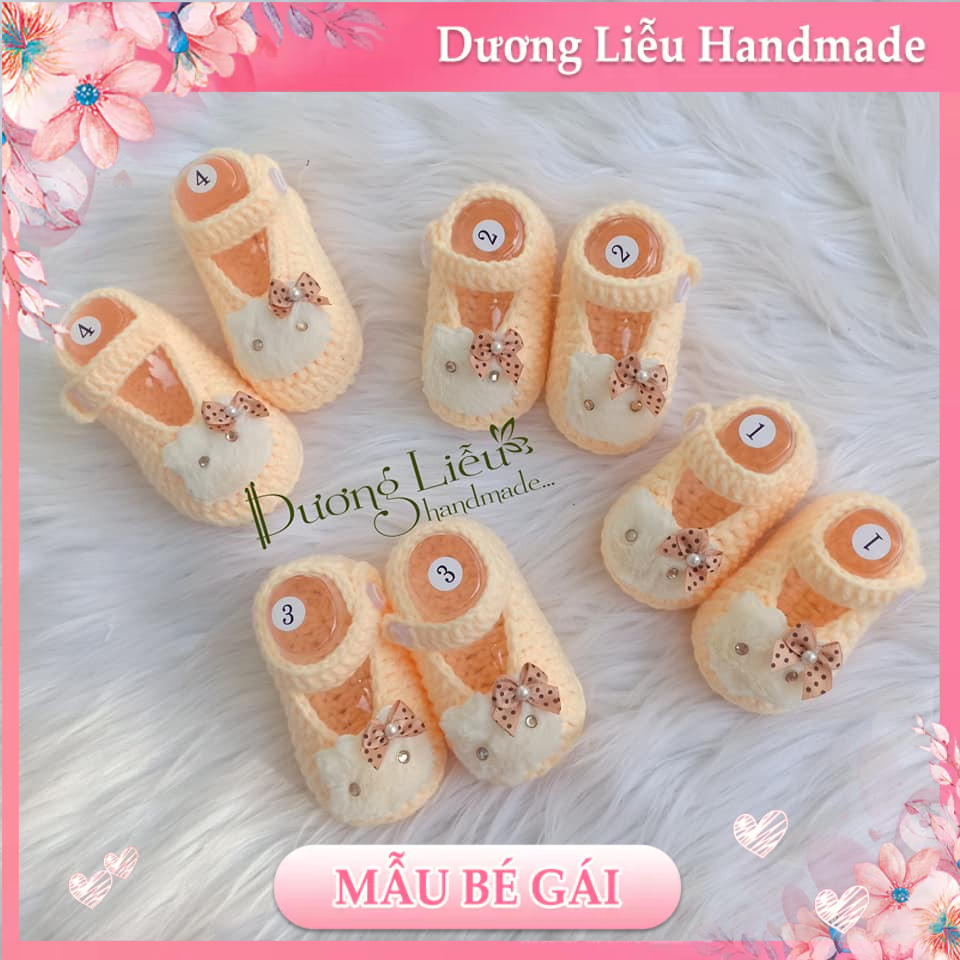 Giày len mềm cho bé gái hình kitty