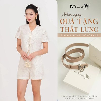 Áo ren cổ V họa tiết hoa, Áo ren croptop nữ tay ngắn IVY moda MS 16T0253