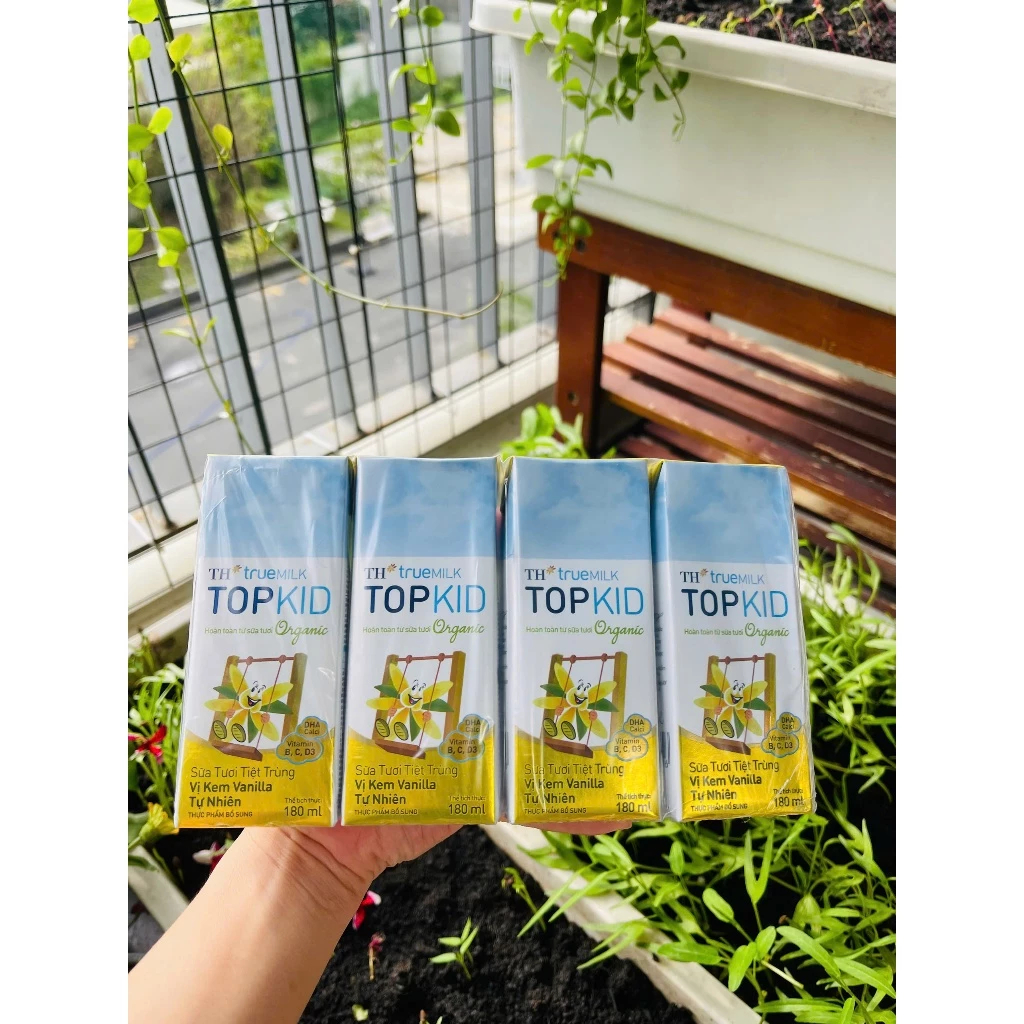 Lốc 4 Sữa Tươi Tiệt Trùng TH True Milk Top Kid Organic Kem Vani Hộp 180ml