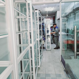 Tiệm nhôm kính