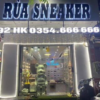 Rùa Sneaker