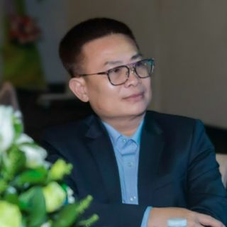 Cửa Hàng Điện Sáng