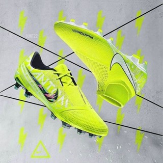 Mê Giày Bóng Đá