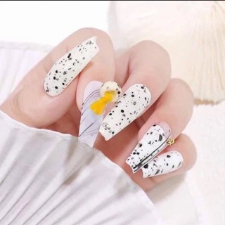 Tiệm Nail Vui Vẻ