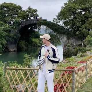 Tuấn Anh Boutiquee