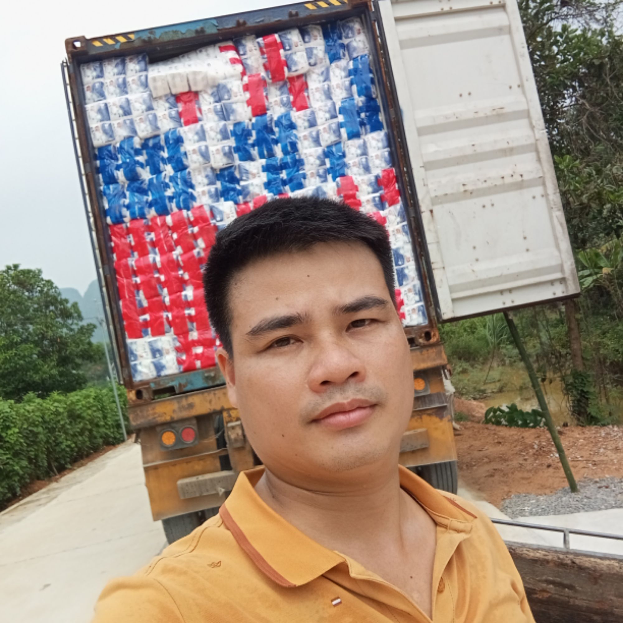 Bỉm người già Ipaly