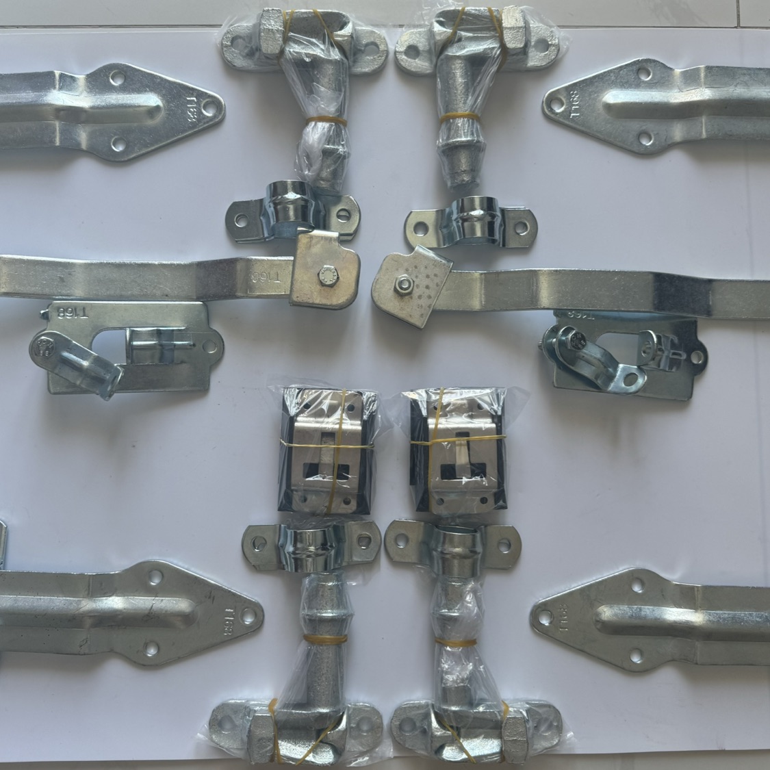 PHỤ TÙNG XE TẢI MINH UYÊN