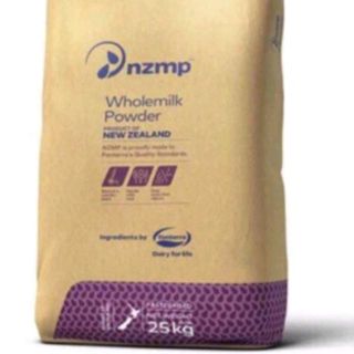 Sữa và yến sào