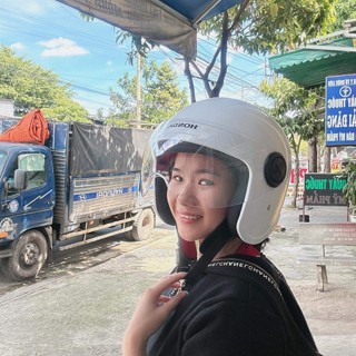 NÓN BẢO HIỂM (Ngọc Oanh )