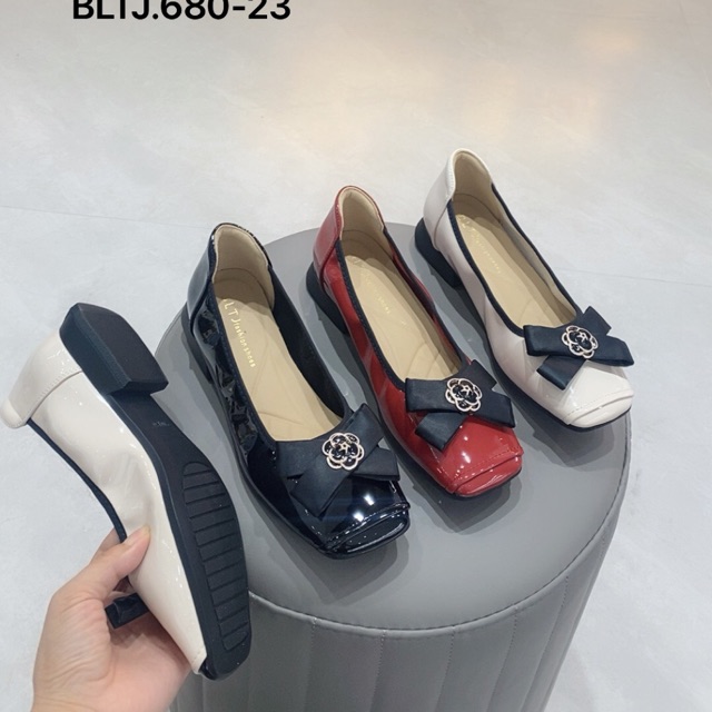 Phạm Bản Shop