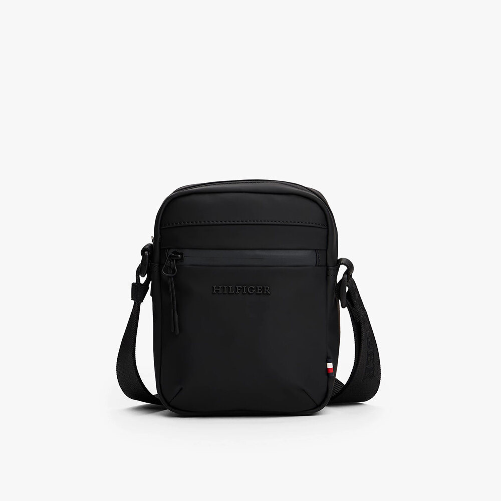 Gợi ý những mẫu túi đeo chéo Tommy Hilfiger đáng mua hiện nay