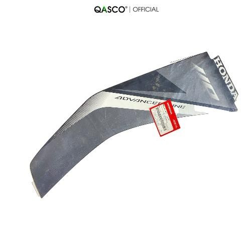 Tem dán A cánh yếm bên phải *NHA62* HONDA  QA(86641K57V20ZC)_(HN 25)